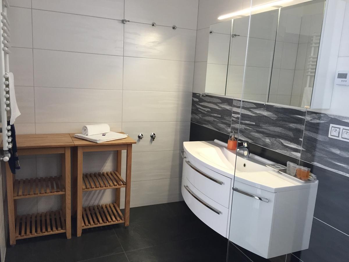 Apartman Za Radnici Valtice Ngoại thất bức ảnh