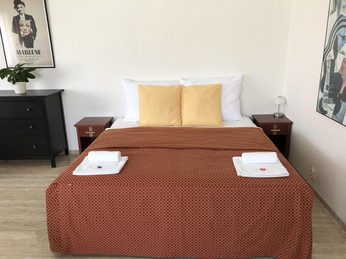 Apartman Za Radnici Valtice Ngoại thất bức ảnh